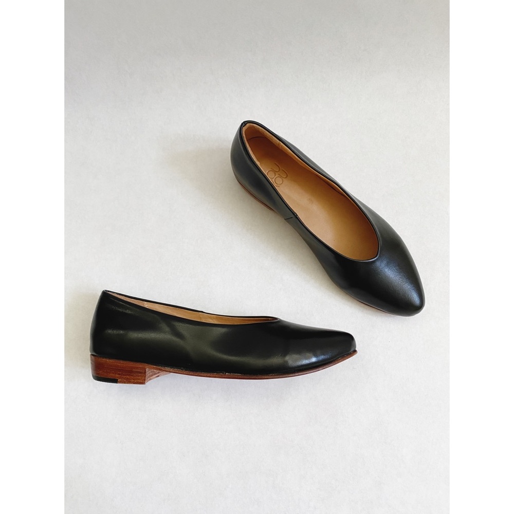 Zou Xou Glove Flat - Black Glaze